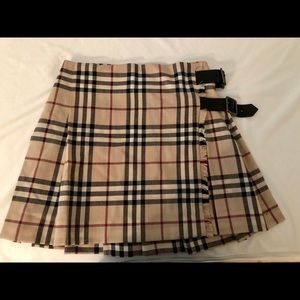 Original Burberry Plaid Skirt in US size 4
